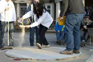 Leila sanding the main ring (2016)